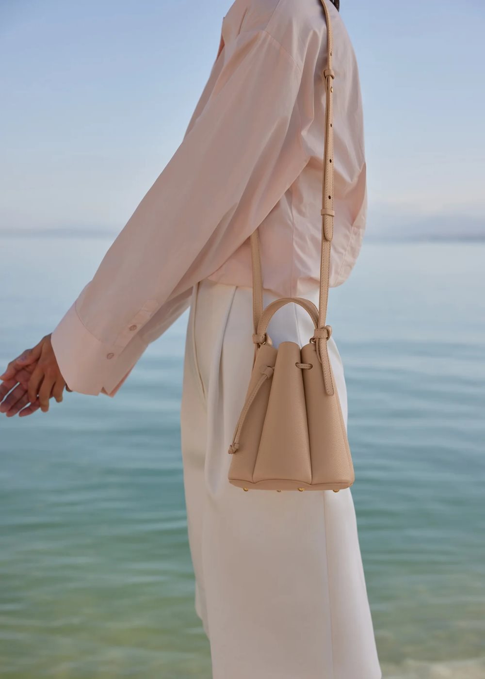 Mini Bolso Polene Numéro Huit Beige | MEXICO FZORMS